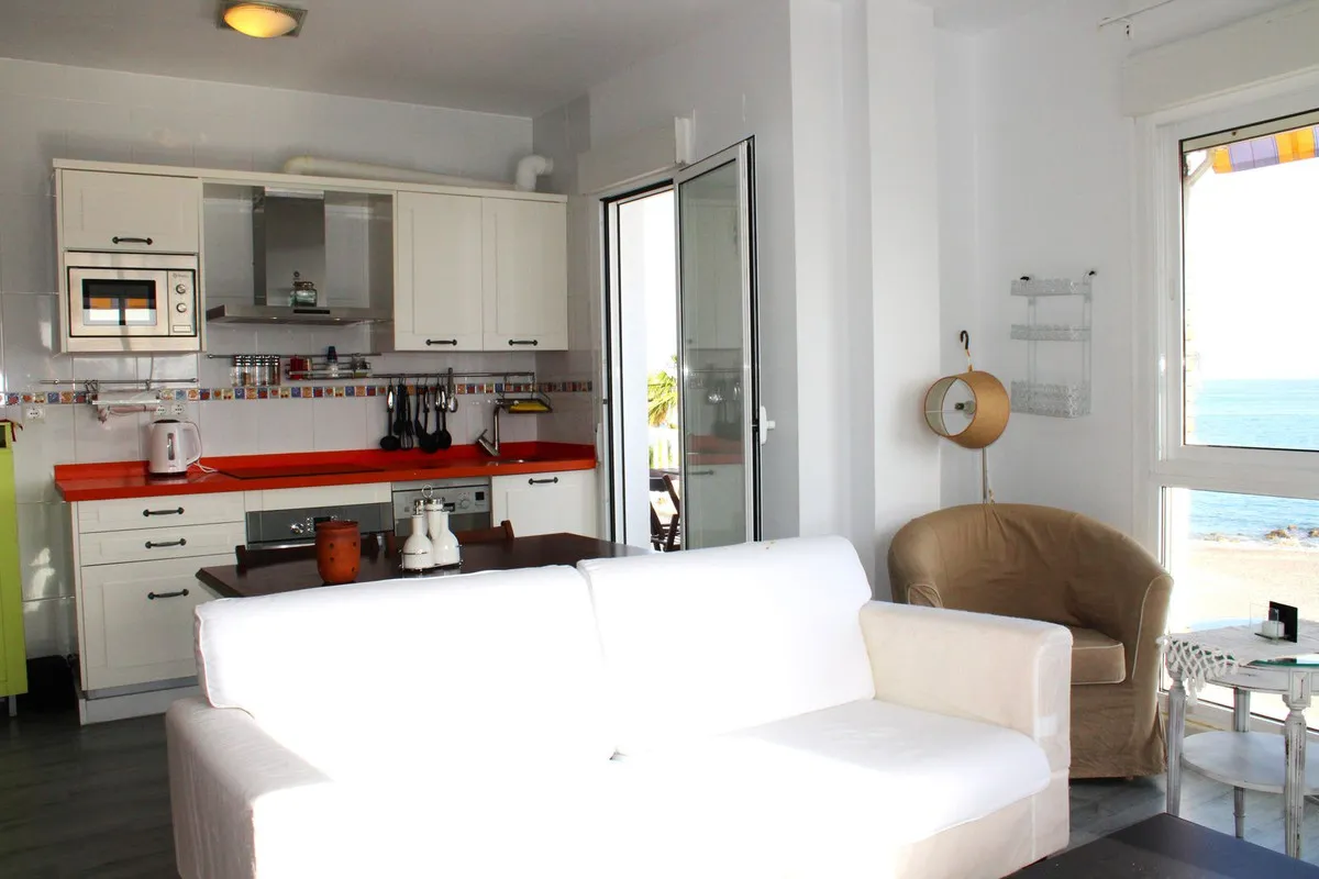 9a2ecb64-b7d4-4a90-863e-7b835e24243d