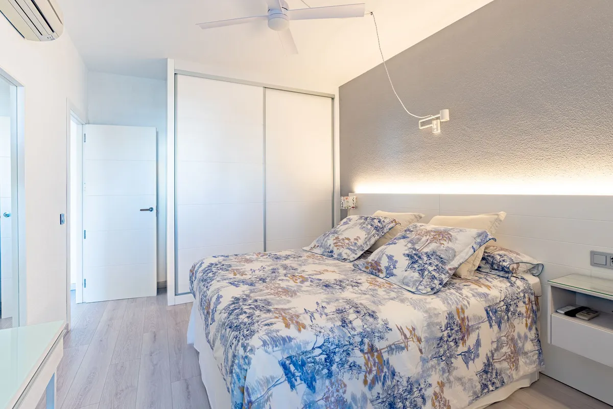 0d0acd31-ff1d-48c4-92ba-3db31f221f6e