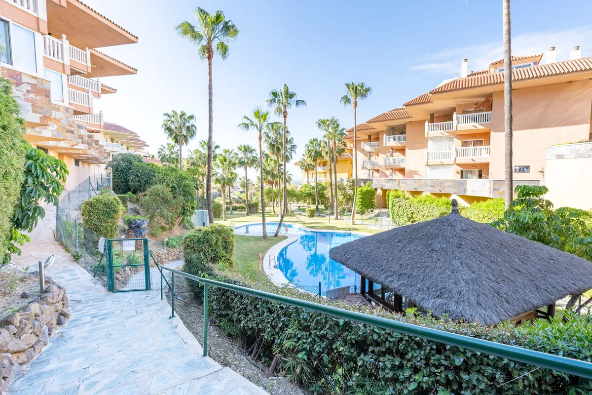 2139d3a1-1387-4fca-b760-009dae77cd27