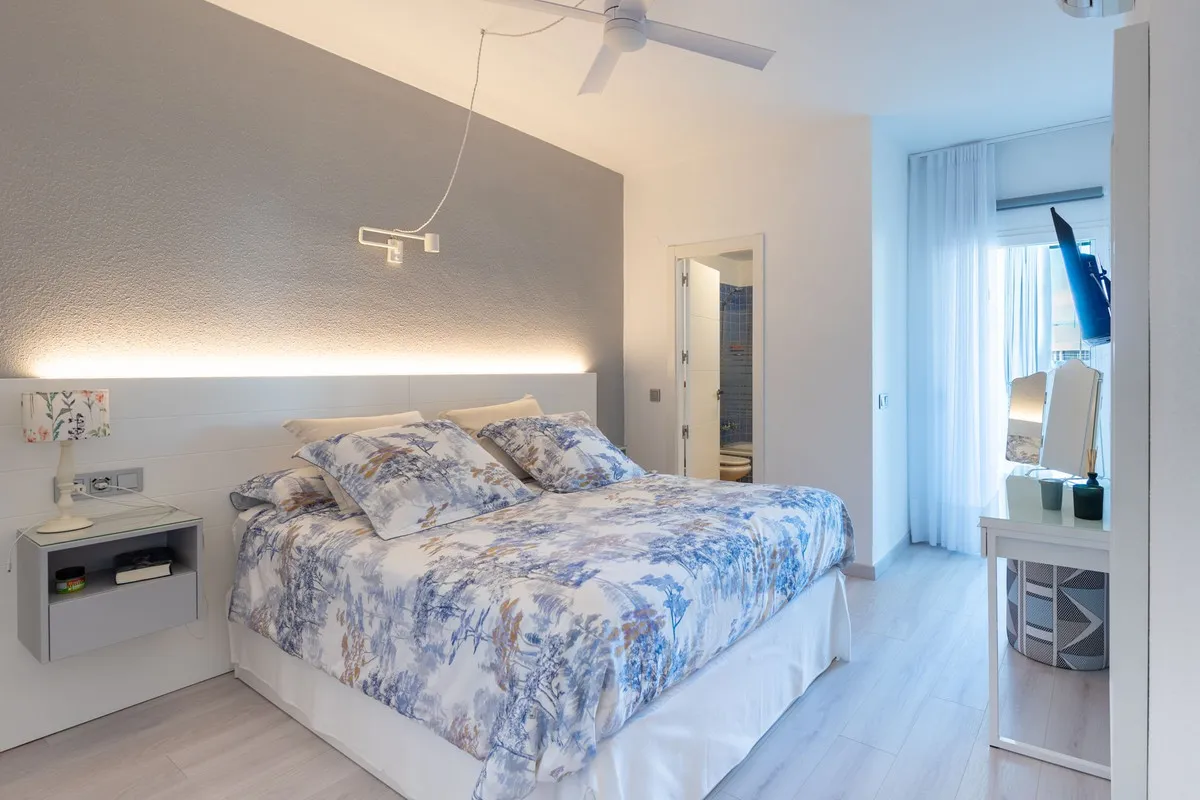 25cacb4c-3ab4-45e2-8529-ea333f334039