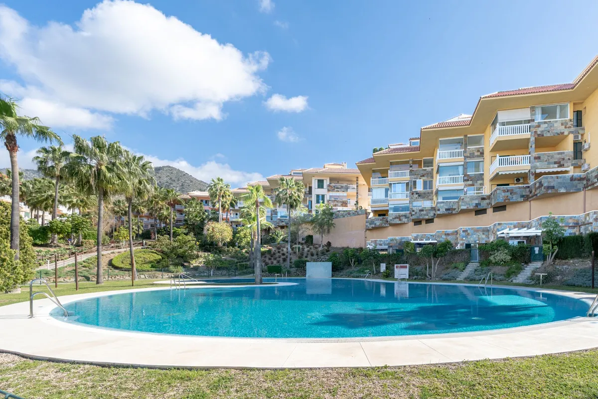 8ae9cb4f-df75-4cce-a353-4ba168042c52