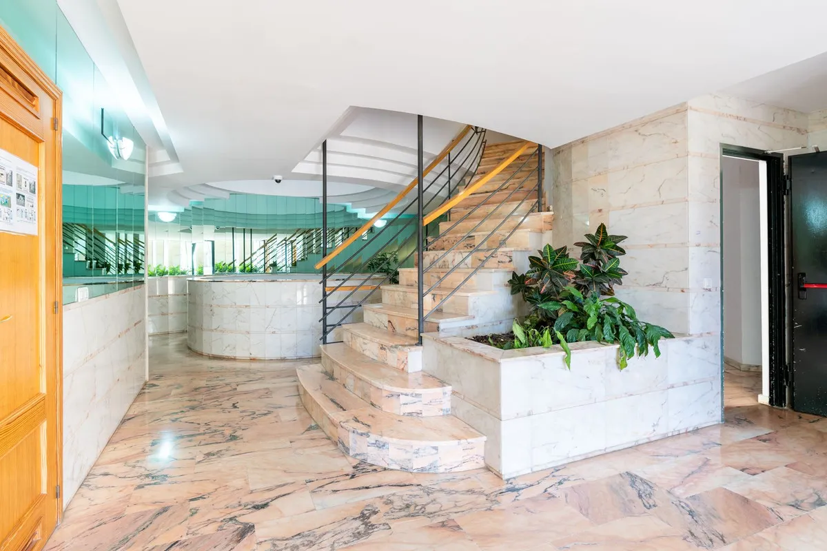 b30e6742-b3a3-45fa-9d4f-4257573ff489