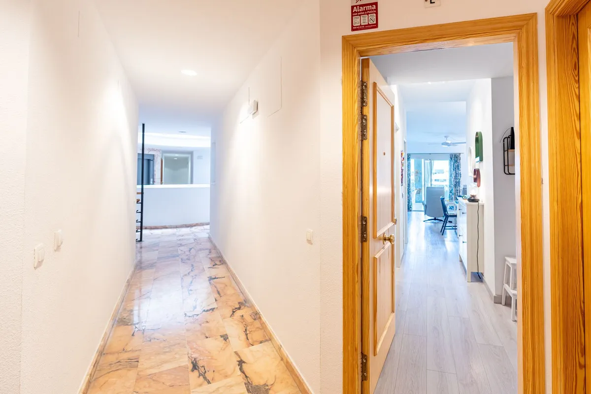 fc262c16-6f9a-41ee-ad85-fbbbd52c38c7