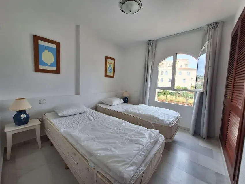 6d63db91-3aaf-4948-8bd2-075b952e5f0d