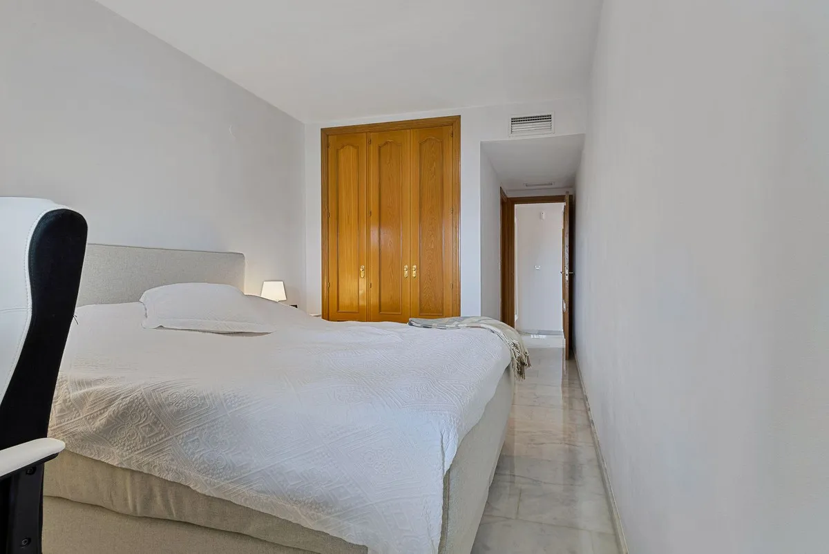 22017668-8b30-45e8-a073-2309dd1e5634