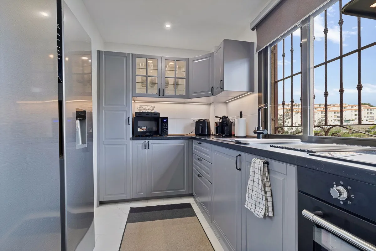 c92c3d6c-5b3c-4509-9fb3-a31b26097611