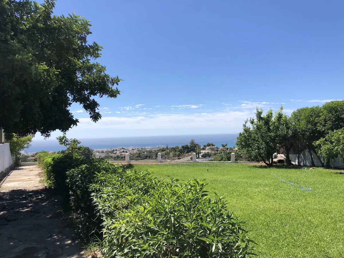 2fdafa6f-19ac-495f-9537-37b09ae8f6aa