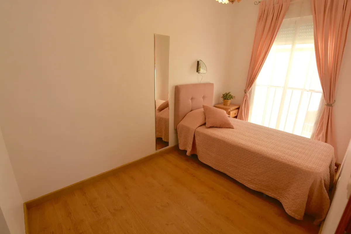 dc984fba-2e48-48c5-bc69-d3cad2f7b262