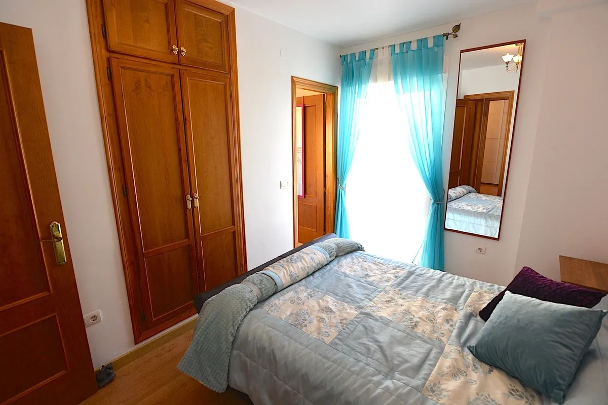 ef4e00cb-9fe5-498e-a7ed-07217f47db75