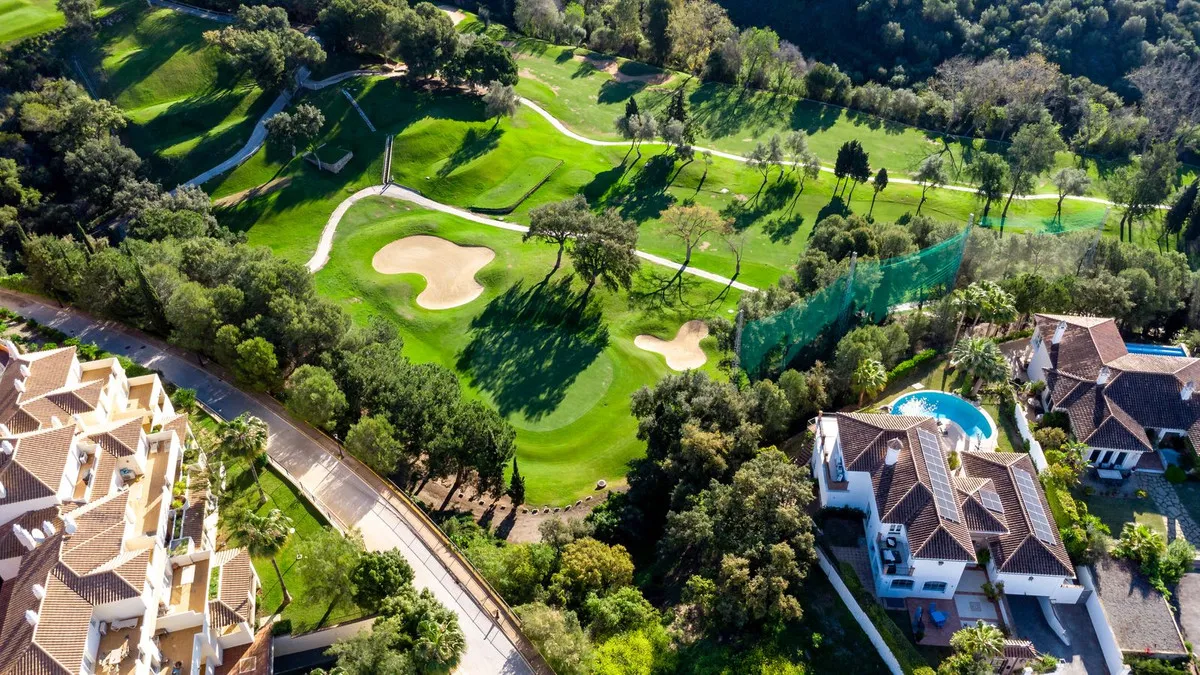 3200e81b-577c-4f2f-98ec-1f2cacf21586