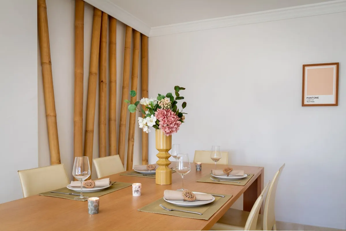 e0f6f75e-348d-4e4e-932d-3c31482ad188