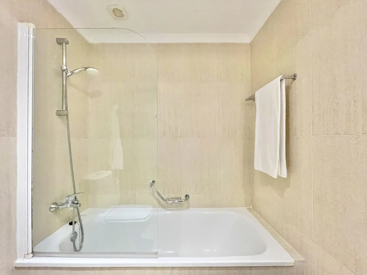 23a16bc8-7f39-4239-a99c-0c45212e8620