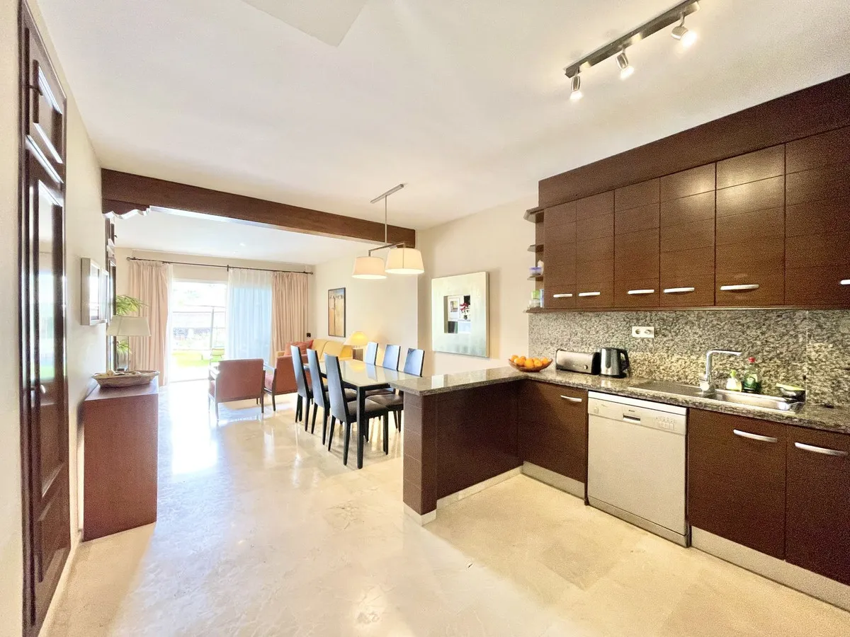 37ad002f-9521-4d6d-bed7-fdbb68446543