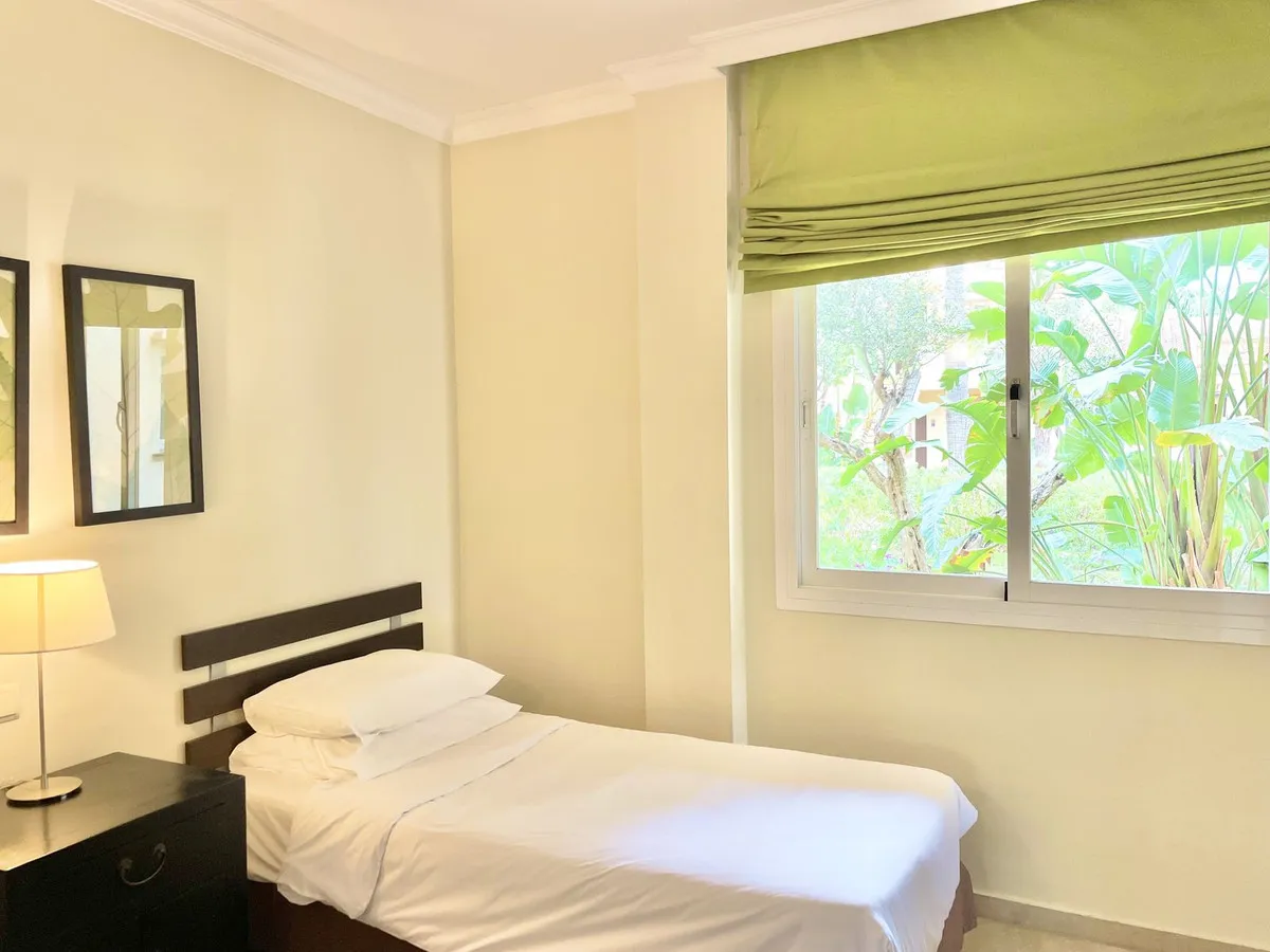 6f27be5e-0571-4c93-b2c7-728700376309