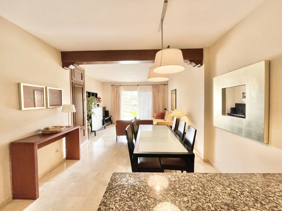 a9204673-0cf9-4377-b65d-0f896c710102