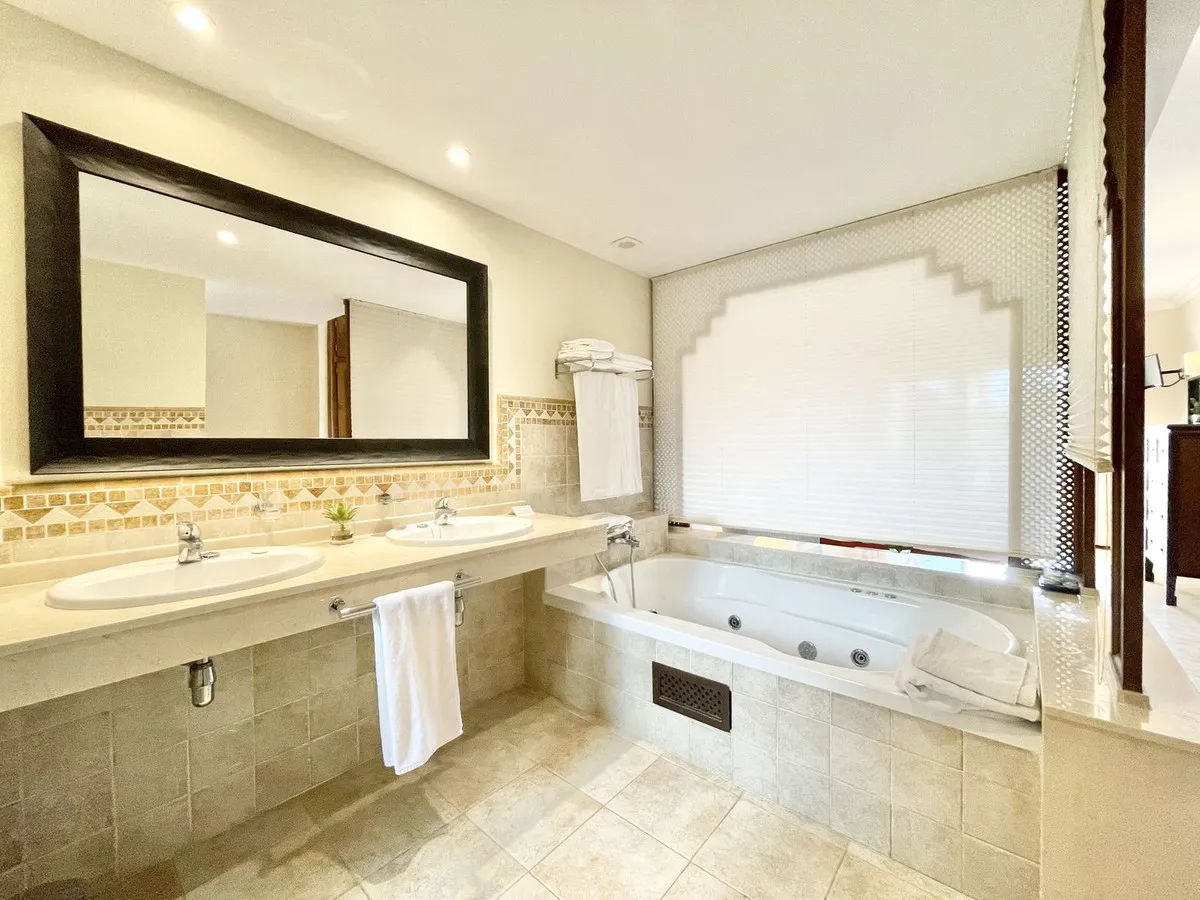 bc40ff83-5636-4bf7-ab00-1bfdf1ae1af6