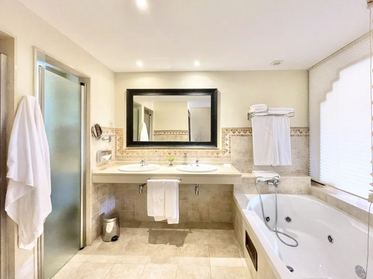 f770179e-5a0f-441e-bf00-cfe14cbe0af9