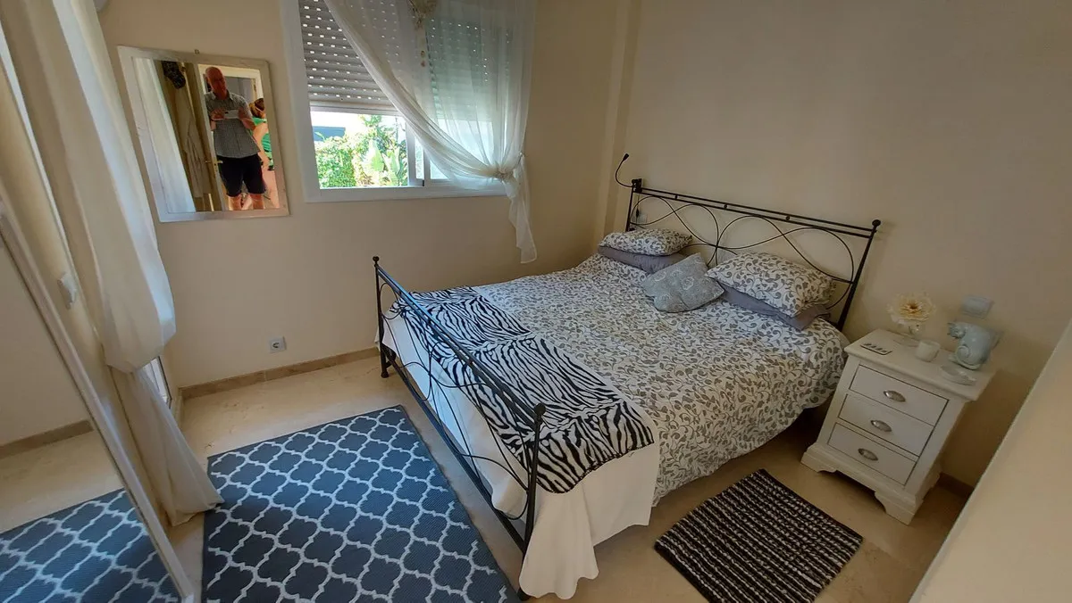 00d34c19-fb4a-404e-88b6-123cb6b2e0af