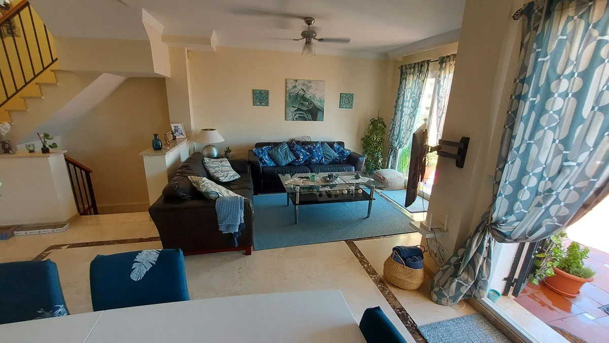 70aa8f98-a9fa-4be4-9ccb-5e4203d0d6a2