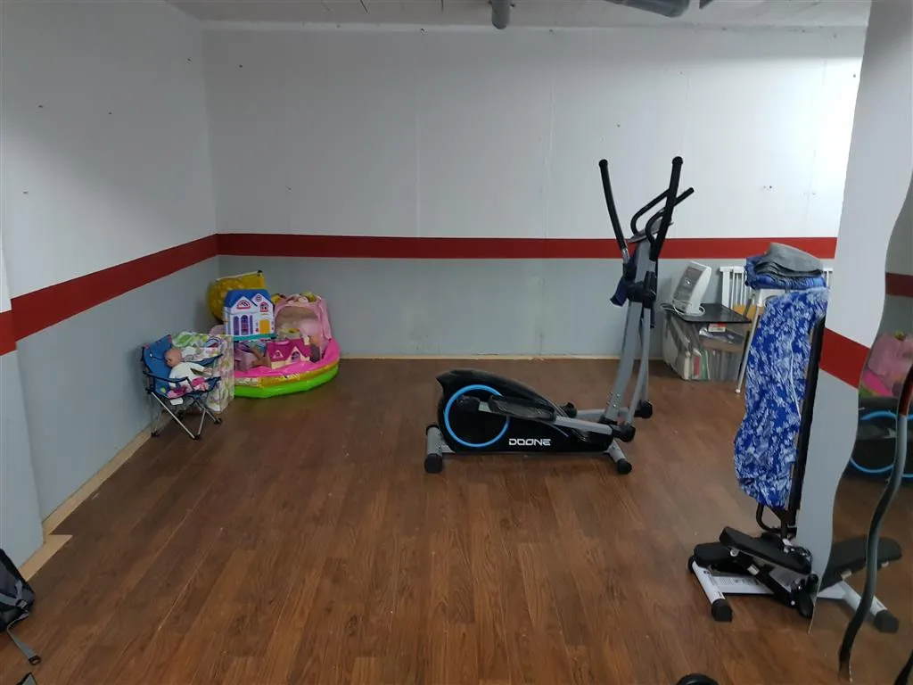 fceef9a0-026b-4040-a7c2-85af7280cd9b