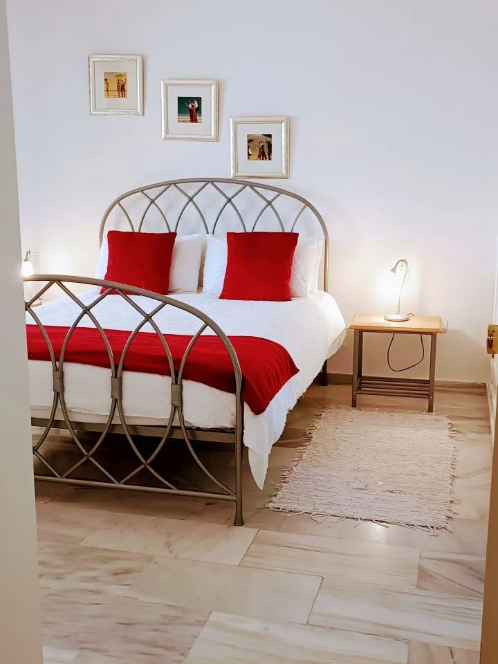 451a698c-c53d-490c-8fbf-d1b702e0cb4f