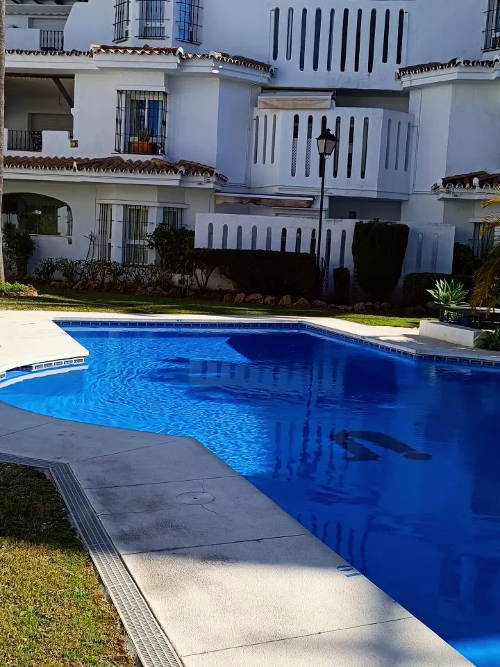 ab51ee5e-89f1-4960-ba9a-fdbb258deb17