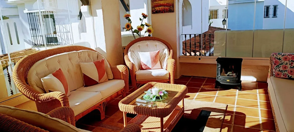 b2e997c9-1dc0-4aba-8793-e0e7619a6294