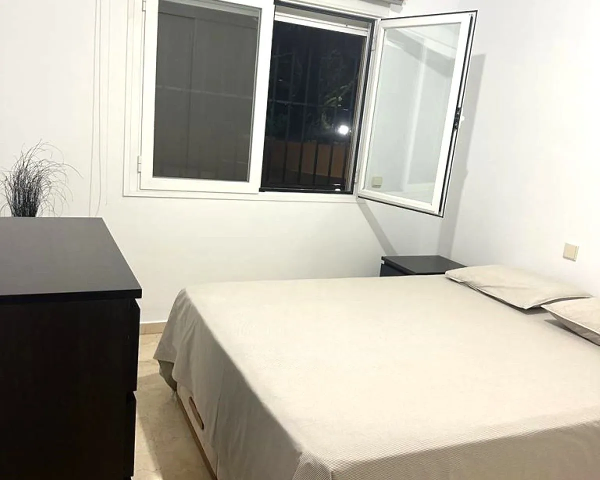 b0b6e082-28c3-4023-b761-bd302950ff1d