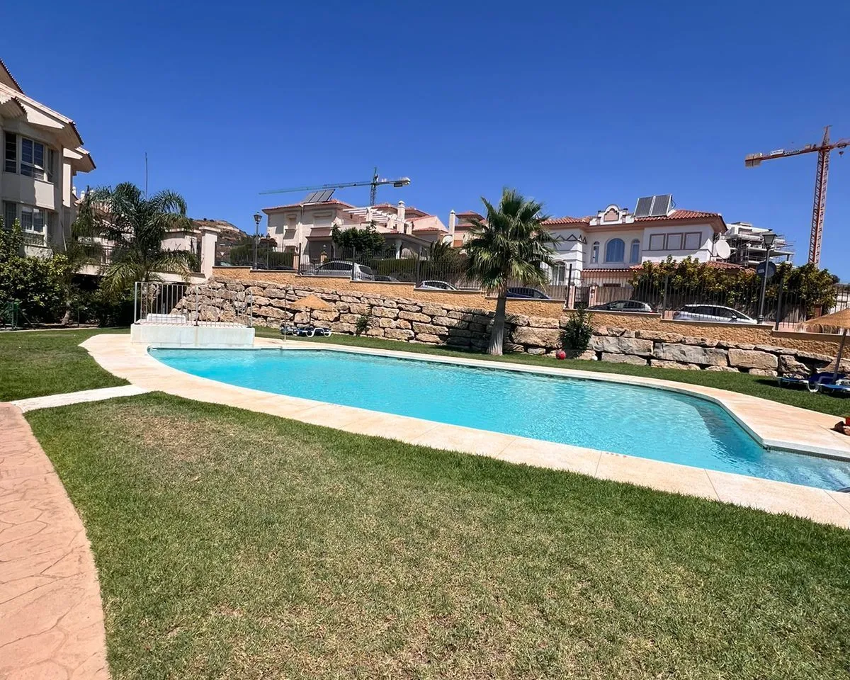 6dcd21af-81f6-48d9-82d0-de8dc4e95d4a