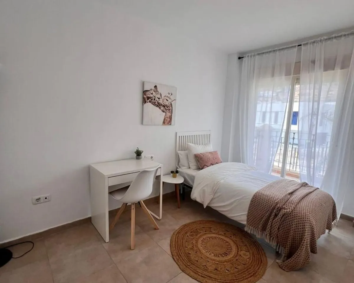 8538dc12-f38d-4754-9364-579994d15bad