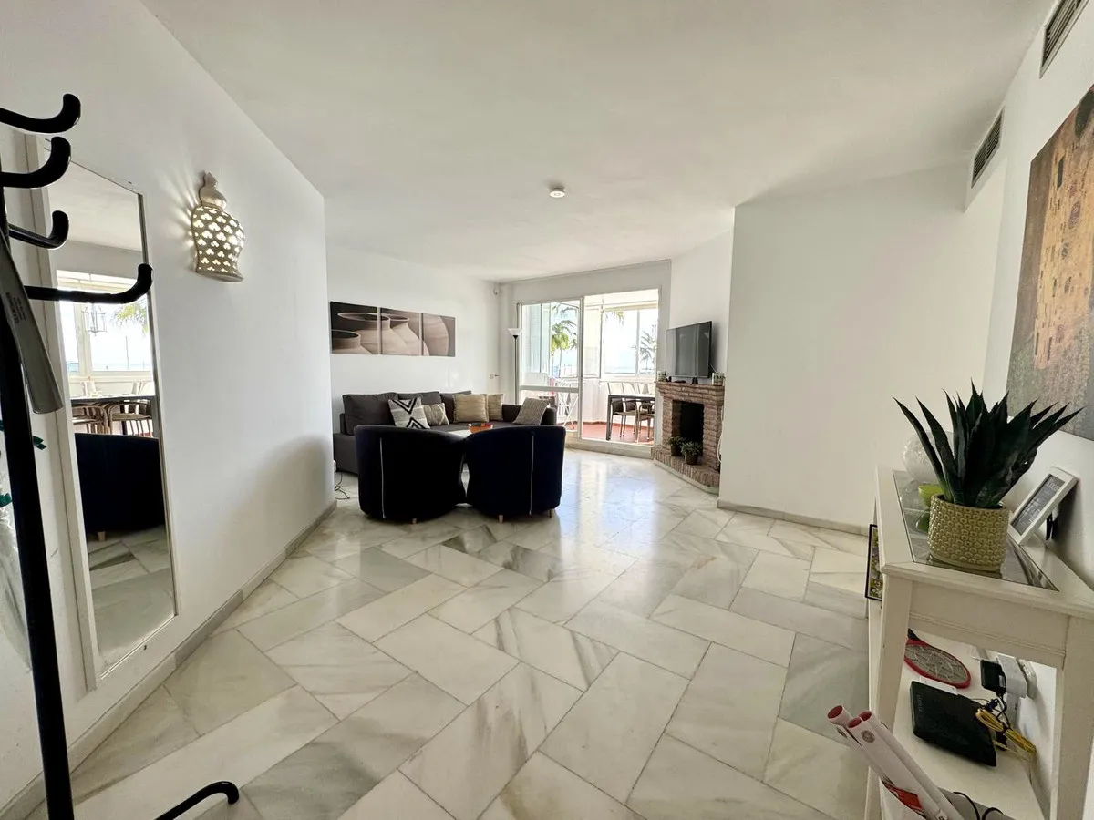 1f350a84-1a85-4290-b35d-124dcb78fbcd