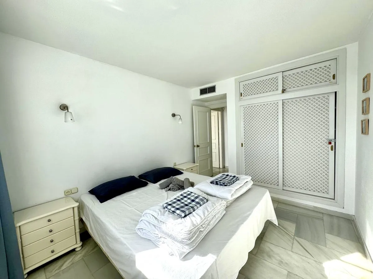 a420c1c8-0113-4ce7-ad44-88dcc680d184