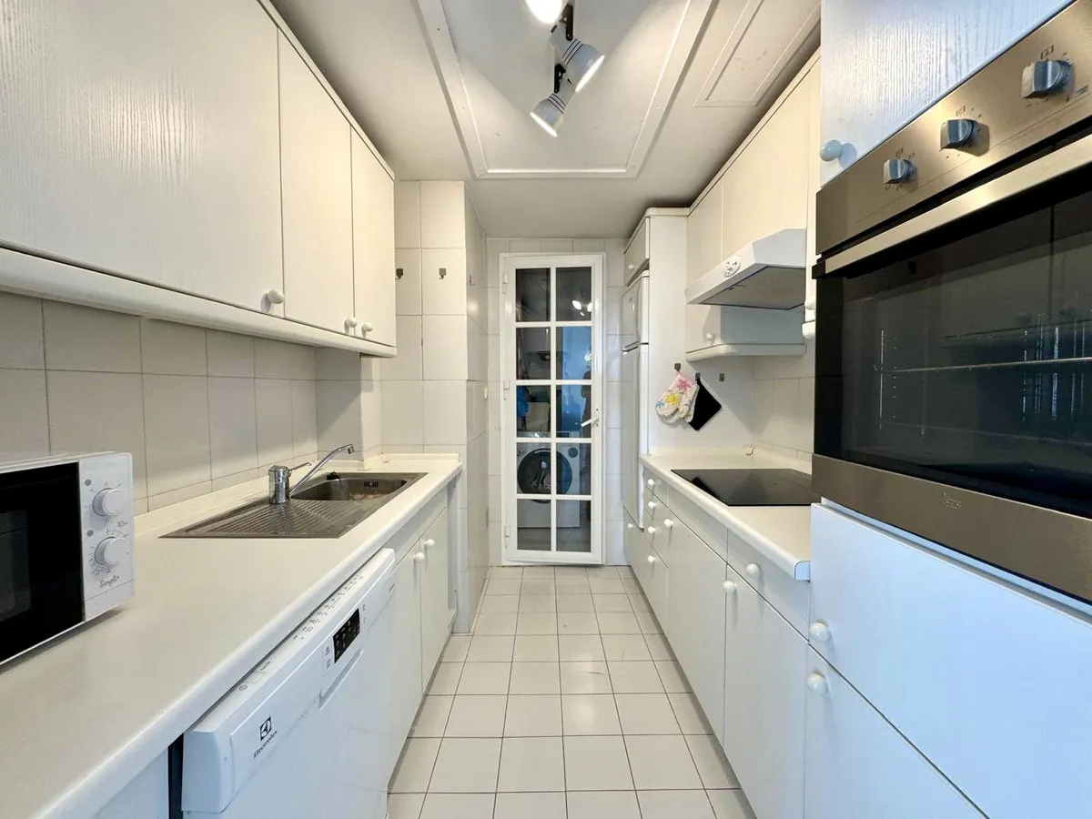 bc561950-b4eb-4b1d-9dd9-16d7471456f8