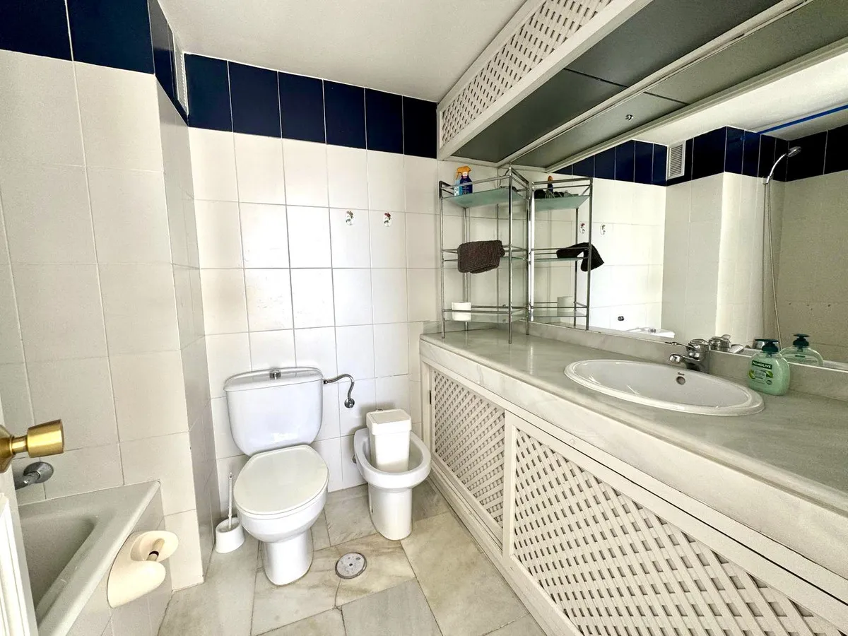 c1a63c9c-958e-4d4b-b11b-cfdbea933520