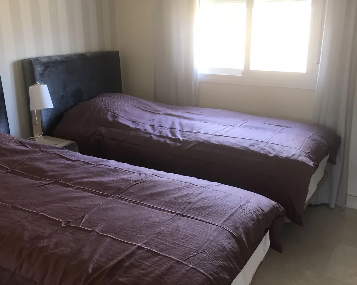 3b7b023f-1568-4c0b-8167-44801cfbf527