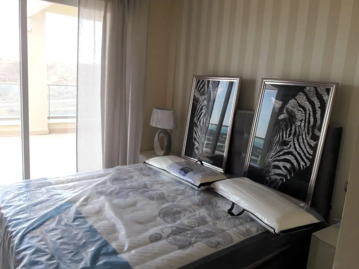 b5316723-4350-4e0c-99b9-be64dfe2cc6c