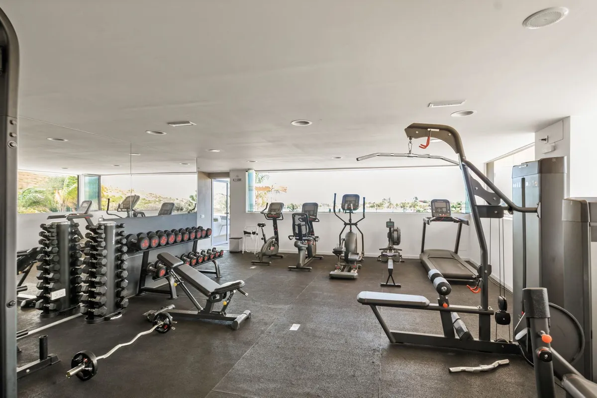 48a64284-21a2-4b4b-ab3a-a0b81b4555e4