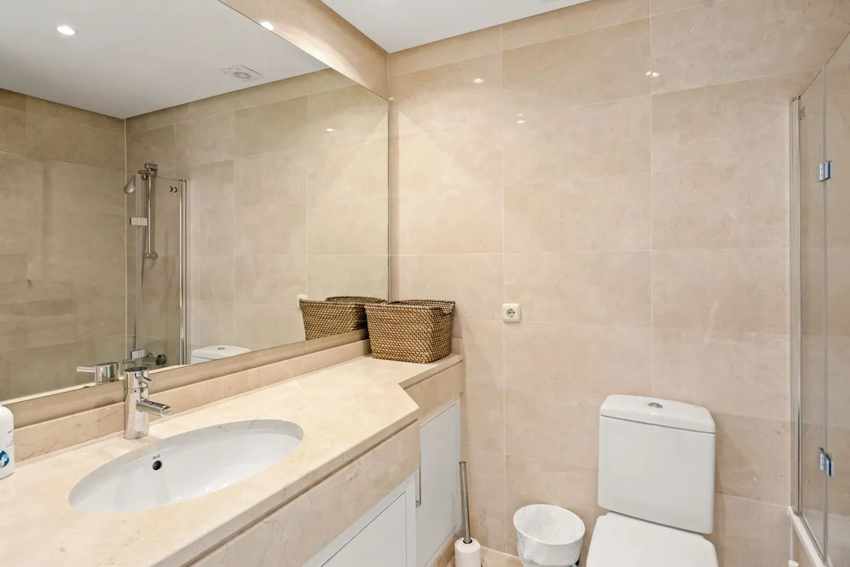 4a5d119c-c7d3-402a-aa55-c99bf20d730e