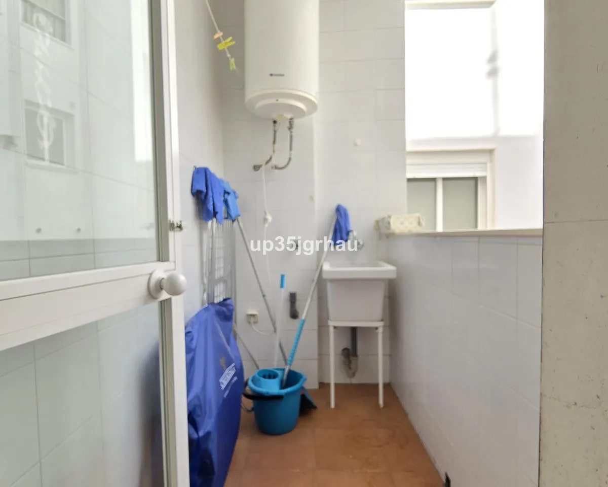 7a34aa9f-59c8-486d-acbf-cdcfa41ff370