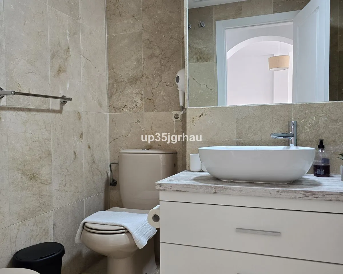 84e57eac-dda9-425d-a087-a795a9b8c7af