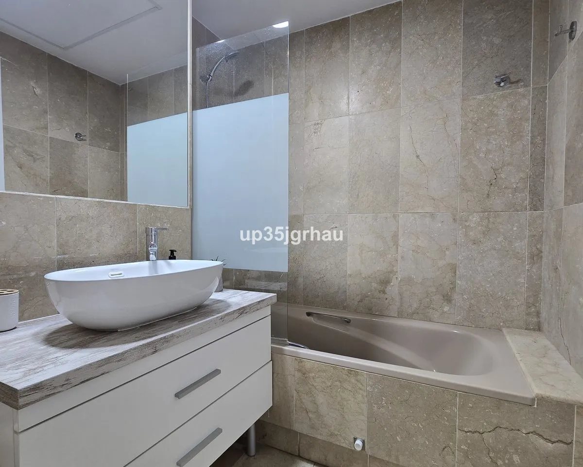 f43f4184-619e-4904-af0b-c47d76acd68c