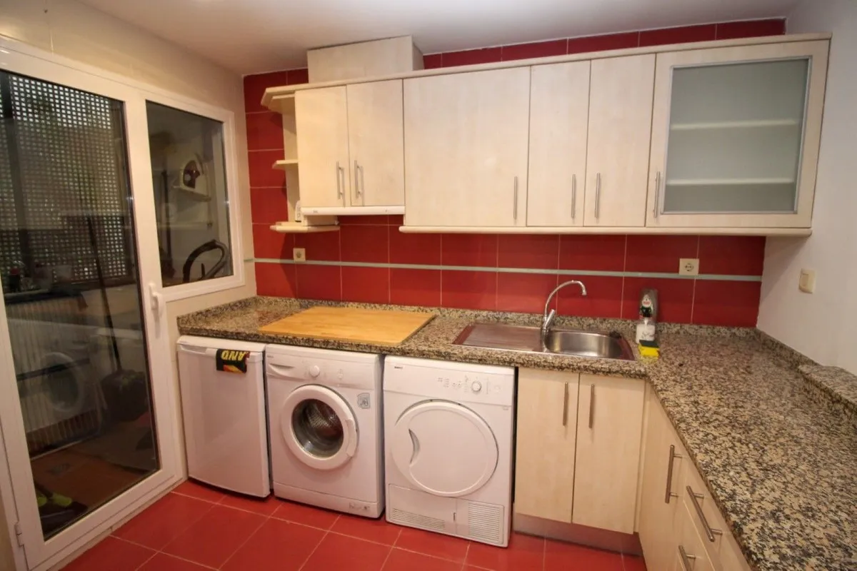 4ab7129b-fe75-47d1-90f2-0f4aeafda0fe