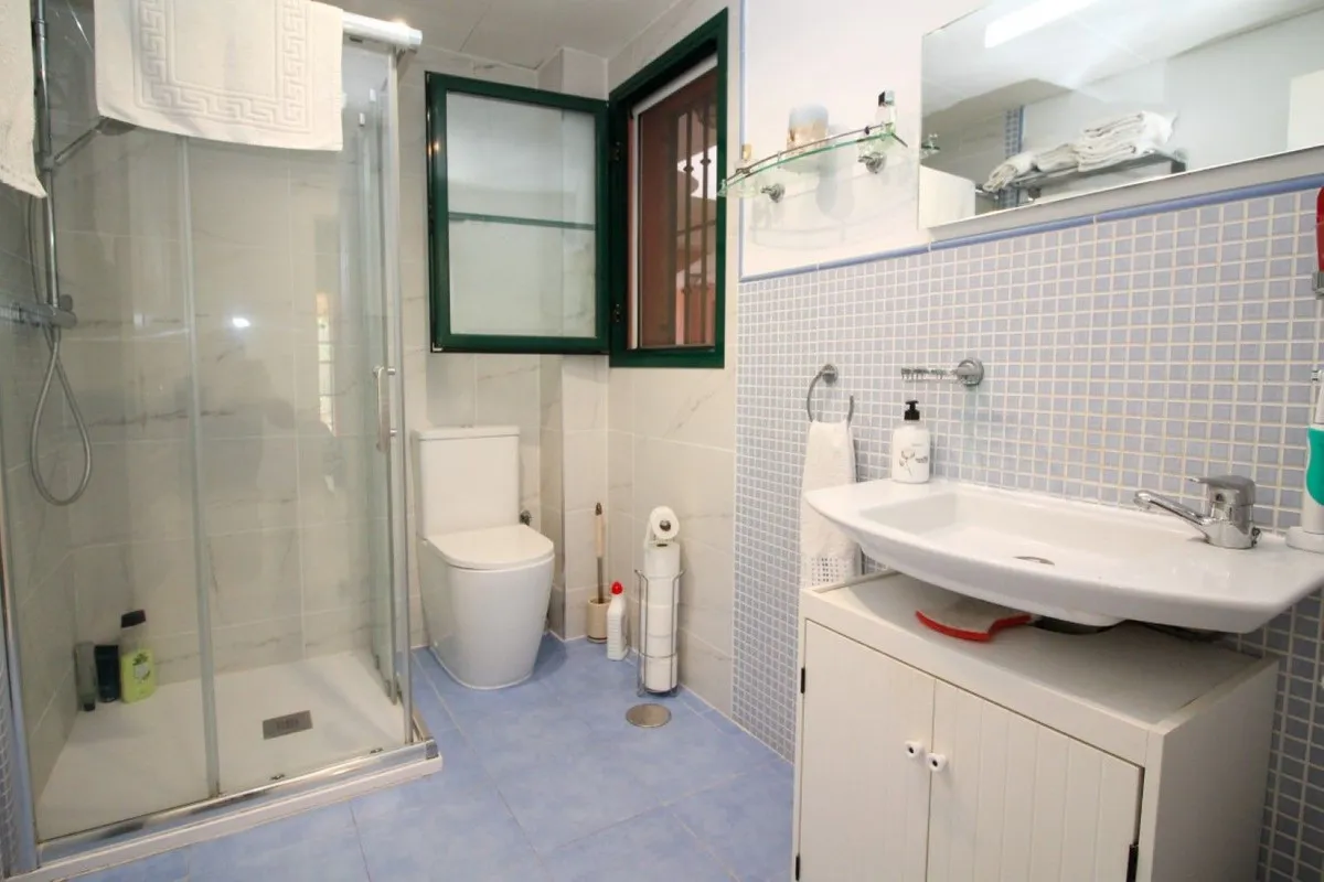 e196d3a6-0790-464c-88c9-c08a190d1005