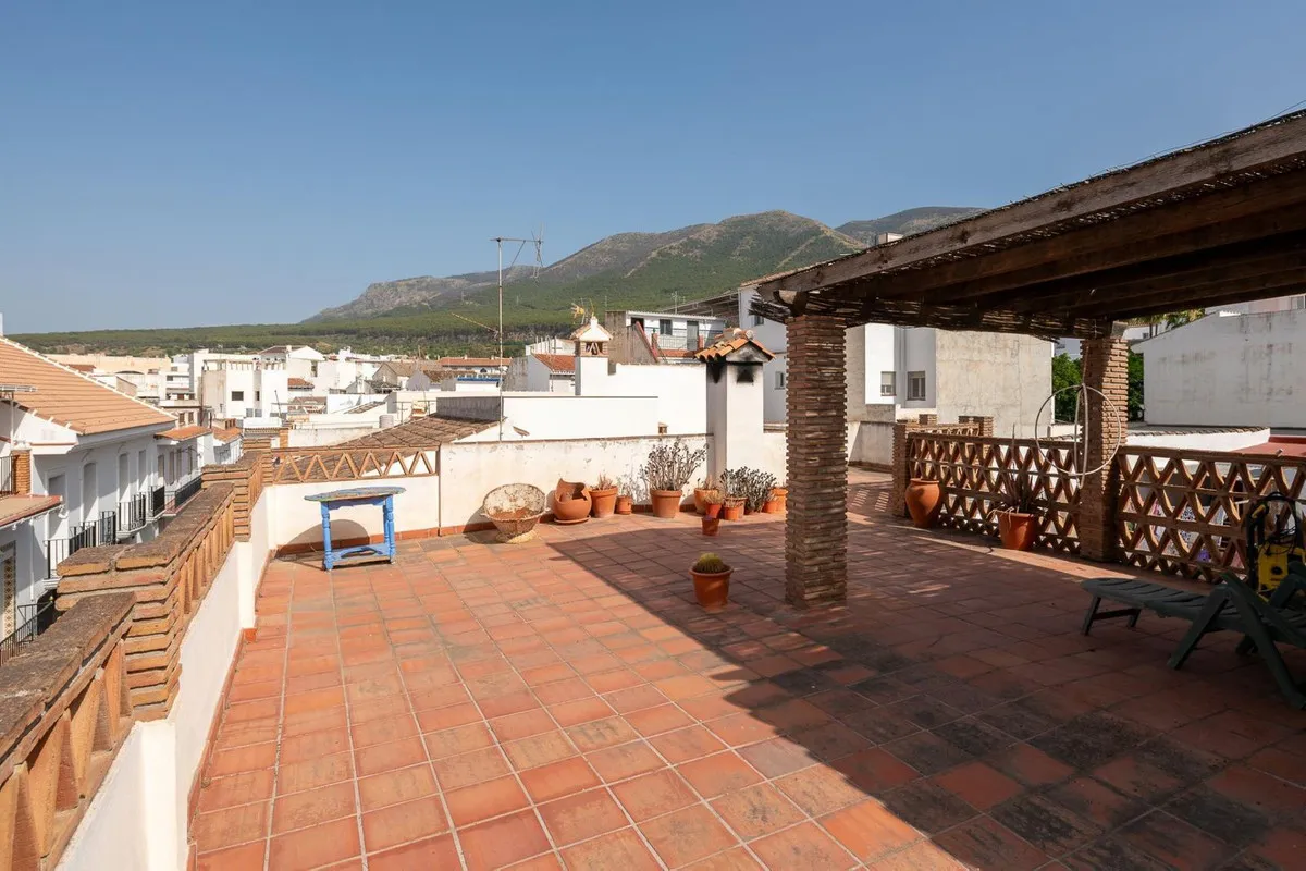 4f047400-8ae9-49f5-98f0-5e4dd1c96d07