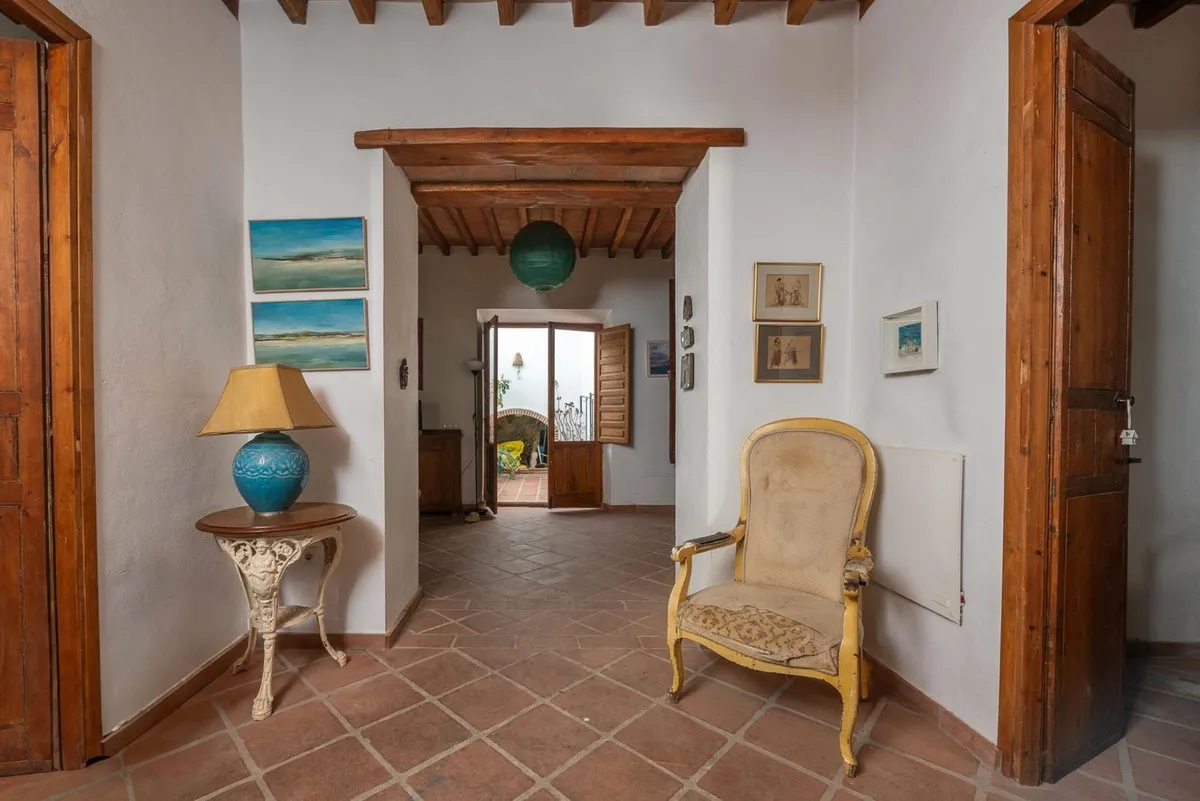 54a037cb-5f29-42fa-95e7-1466e4ad7caa