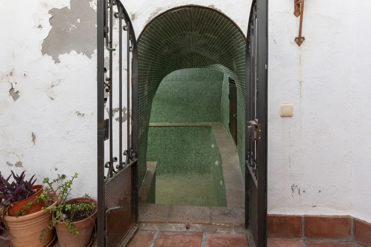 f9f020a8-de3c-4b7b-9489-2e5a44684e83