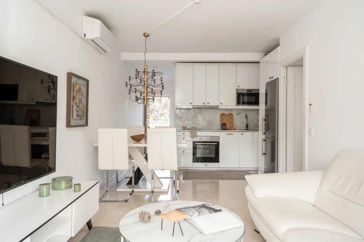 b5f2aef8-36fc-4e4f-8694-c7eee13f6ef9