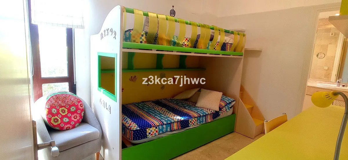 6b13d960-20e1-4706-8894-efc96e6b482a