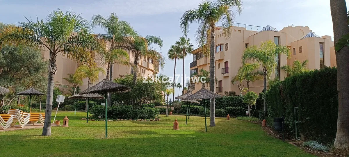 a35e4ae4-5edb-4839-b730-a7441d42fe02