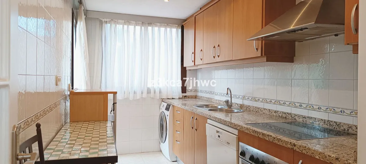 e1e26510-c9a7-4998-9eb5-e396bdd95a30